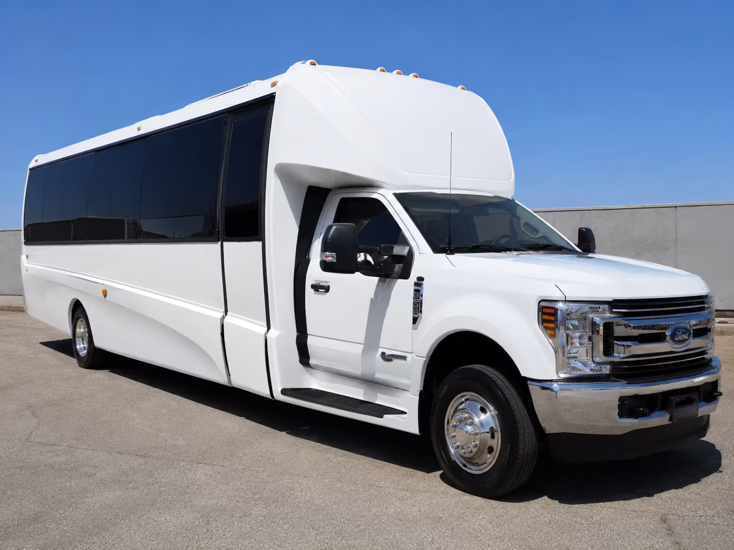 league city rent a shuttle bus for your league city employees