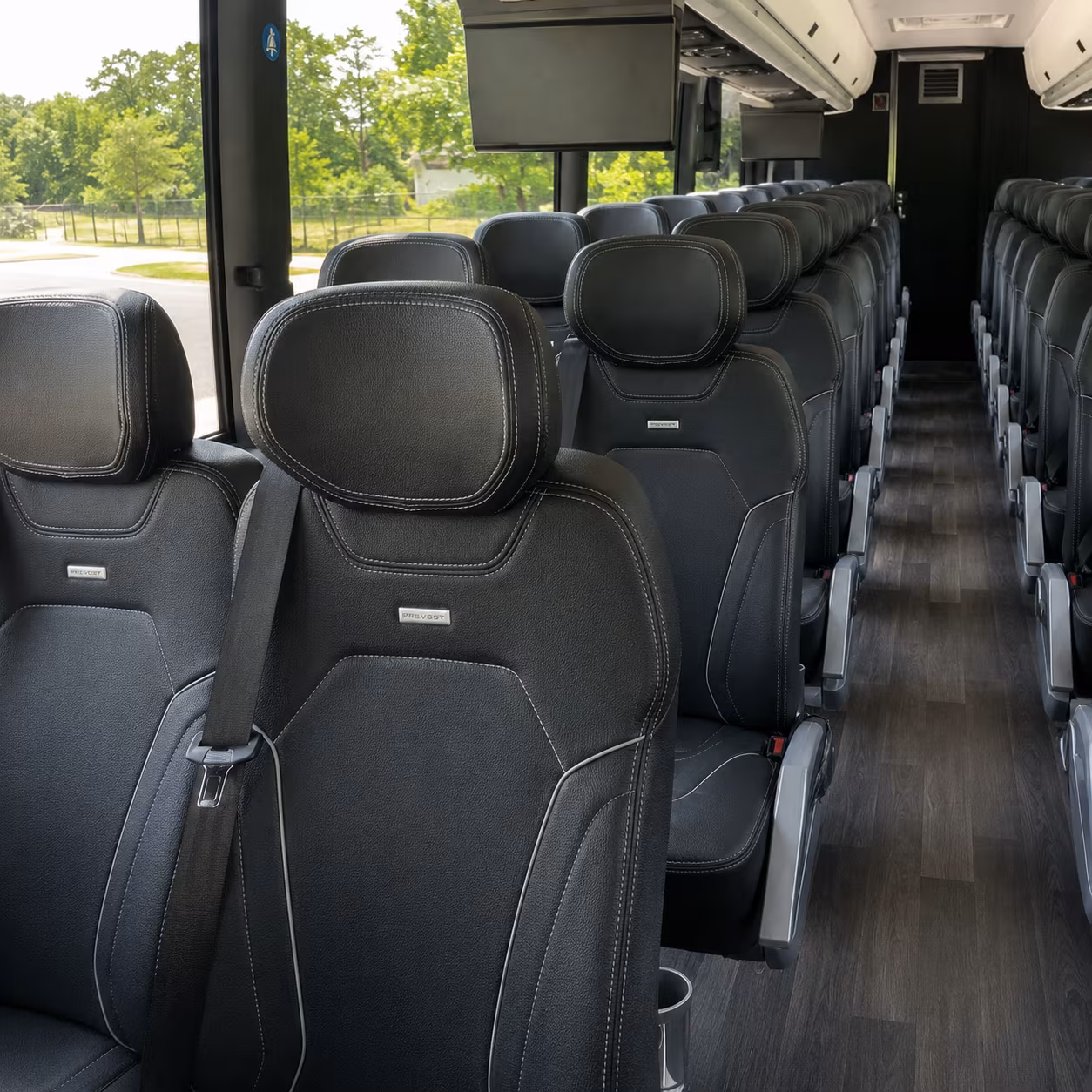 pasadena bring your team and fan group to the game in one charter bus